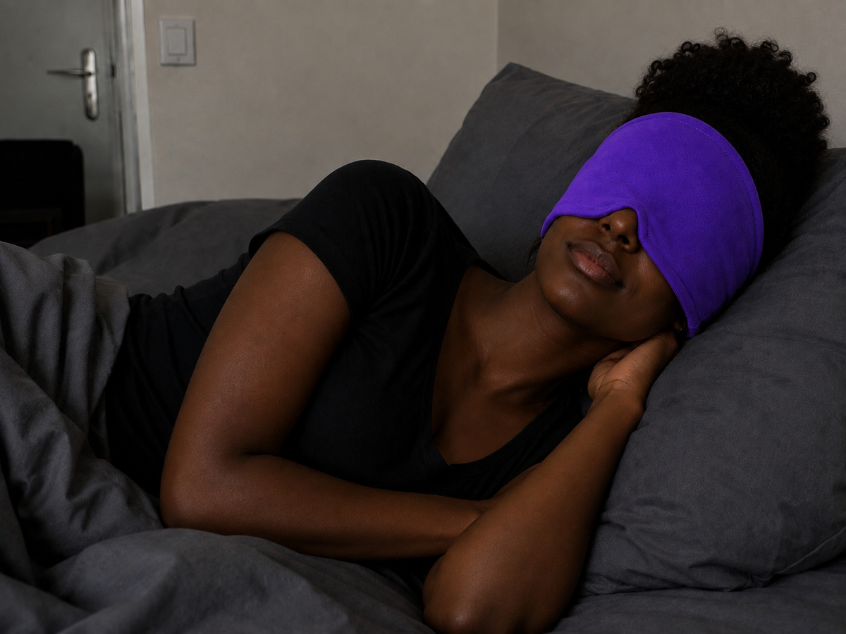 Masque ThéraMask violet, masque gel chaud et froid pour la détente